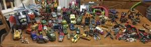 Huge Lot  Hasbro Transformers 90+ Robots And Accessories & Collectibles  - Picture 1 of 12