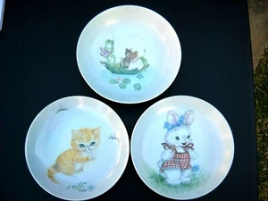 **TRES CUENCOS PATRÓN SURTIDO BEBÉS/NIÑOS 19 cm DIÁMETRO POR M PEARCE SIN MARCAR* - Imagen 1 de 7
