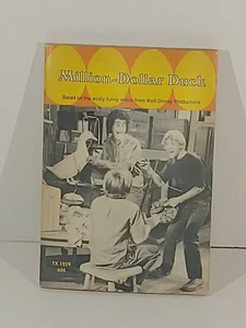 Million-Dollar Duck 1971 Paperback Book Dean Jones Sandy Duncan Walt Disney - Picture 1 of 3
