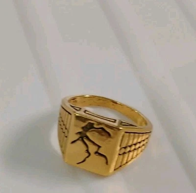 Nuevo Anillo Talla -7 Dorado Signos Antiguos Intereses Imaginarios Para Hombre Foto 1 de 4