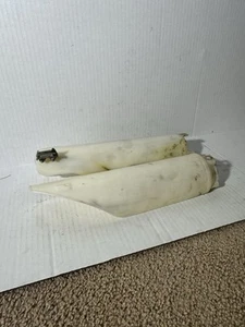 ✅2000 CR125 Front Fork Guards White COVER GAURD HONDA CR 125 GENUINE OEM 96-01 - Picture 1 of 5