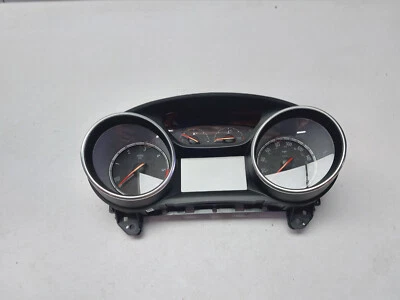 VAUXHALL INSIGNIA B MK2 1.6 DIESEL SPEEDOMETER INSTRUMENT CLUSTER 39113829 2018 - Image 1 of 4