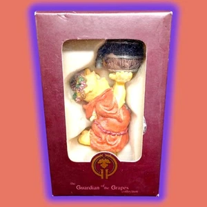 Guardian Of The Grapes Wine Bottle Stopper Cork Carrie Olsen-Garrard Vintage 98' - Picture 1 of 5