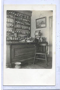 Echt Foto Postkarte RPPC - William Wheelwright MD Office Belleville Wisconsin - Bild 1 von 2