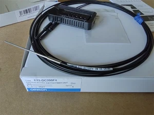 Nuevo interruptor fotoeléctrico OMRON unidad de fibra E32-DC200F4 - Imagen 1 de 3
