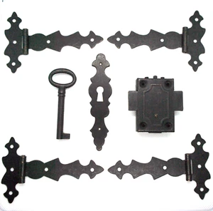 Antik Stil Scharniere Schlüsselloch Schloss und Schlüssel SET mit Beschlägen. schwarz matt lackiert - Bild 1 von 36