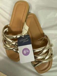 Universal Threads Womens Sandals Gold Memory Foam - Picture 1 of 2