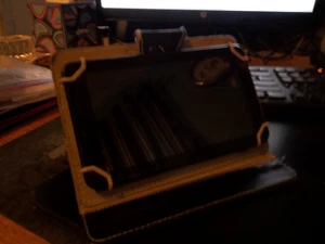 DigiLand (DL718M) 7-Inch Quad Core 8GB Android Multi-Touch Tablet - Black - Picture 1 of 8