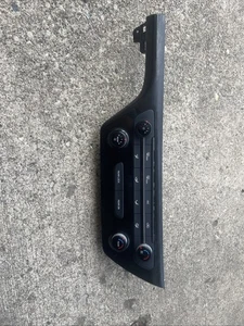 14-21 Kia Sedona Manual AC Heater Climate Temp Control Dash OEM - Picture 1 of 3
