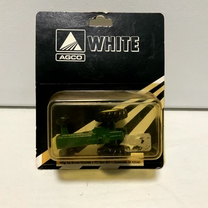 AGCO - White 1/64 Scale Oliver 1855 Tractor SEALED - Picture 1 of 4