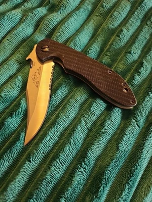 CUCHILLOS EMERSON SERIE FIRMA caballo salvaje ondulado dentado #21 Foto 1 de 4