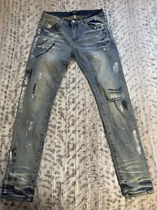 Size 32 - Authentic Amiri Jeans Distressed Thrasher - Picture 1 of 7