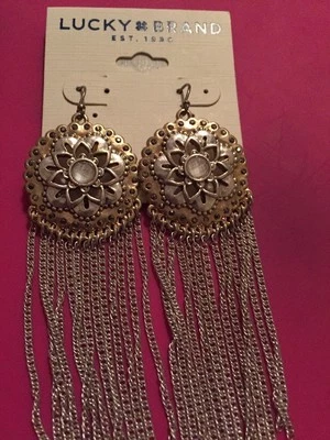 Pendientes colgantes florales intrépidos de dos tonos marca Lucky F-4 $39 Foto 1 de 4