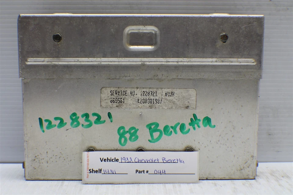 1988-1989 Chevrolet Beretta блок управления двигателем ECU 1228321 модуль 44 14N1 - Изображение 1 из 4