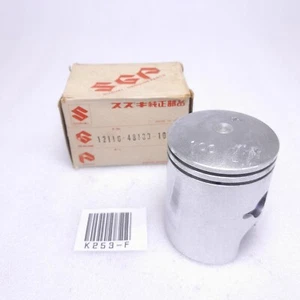 Pistón para Suzuki TS100 TS100ER TS100C TS100N OS 1.00 P/N 12110-48100-100 NOS - Imagen 1 de 12