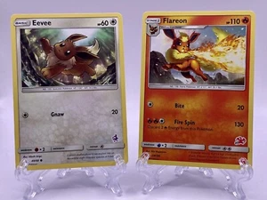 Pokémon TCG Flareon SM186 Battle Academy 27 Regular Promo & Eevee 49/68 NM - Picture 1 of 2
