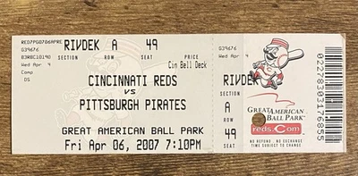 Boleto Ken Griffey Jr Hit de los Cincinnati Reds V Pittsburgh Pirates 6 de abril de 2007 Foto 1 de 4