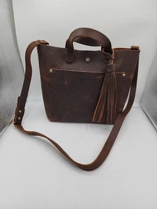 Bolso Bandolera Portland Leather Goods 'Almost Perfect' Mediano Borla Cañón  - Imagen 1 de 11