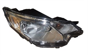 8AZ004 FARO ANT. DX CROMATO AIXAM CITY CROSSOVER COUPE GAMME VISION SENSATION - Foto 1 di 1