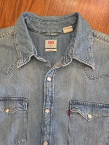 Levi's pearl snap denim shirt Men's Med - Picture 1 of 8