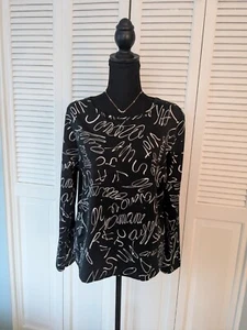 Josephine Chaus Studio Top Womens M Blouse Black White Script Graffiti Pullover - Picture 1 of 12