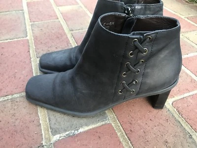 Botines Etienne Aigner Sillín Cuero Negro Gamuza Equitación 6 M Foto 1 de 4