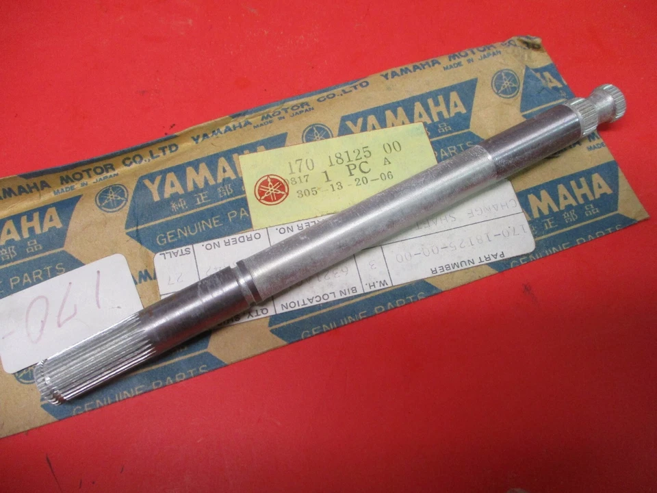 NOS NEW OEM ORIGINAL YAMAHA DS6 TD2 YDS5 YM2C CHANGE SHAFT 170-18125-00 - Image 1 of 1
