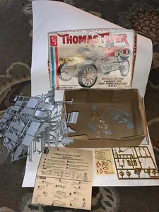 Vintage AMT 1:25 Hobby Model Kit THOMAS FLYER AMERICAN RACING CLASSIC #T232 - Picture 1 of 18