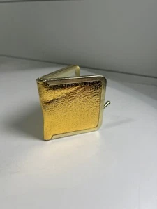 Vintage Gold Mirror Compact with Kiss Lock Closure  Elegant metallic mirror - Picture 1 of 8