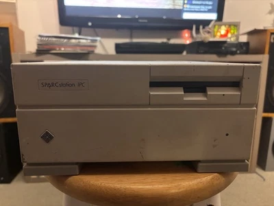 Usado Raro De Colección Sun SPARCStation IPC Modelo 47 Computadora Estación de Trabajo Servidor Foto 1 de 4