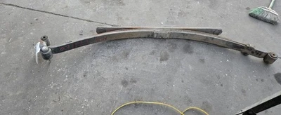 Muelle hoja trasero GMC SIERRA 1500 07 08 09 10 11 12 13 Foto 1 de 4