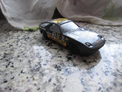 Modellino Burago Porsche 928 S4 (1984) sc.1:43 - Immagine 1 di 4