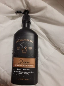 NUOVA lozione corpo Bath & Body Works AROMATERAPIA SONNO CAMOMILLA NERA 6,5 once - Foto 1 di 1