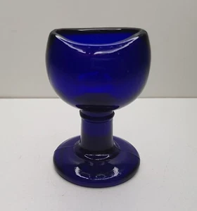 ANTIQUE THE WOOD BROSS MEDICAL COBALT BLUE GLASS PEDESTAL EYE BATH CUP WASH6.5cm - Picture 1 of 17