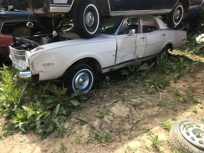 1968 MERCURY COMET  INSTRUMENT CLUSTER SPEEDOMETER PARTS CAR - Image 1 of 4