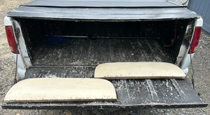 ORIGINAL 1953 1954 CHEVROLET FENDER SKIRTS RH AND LH SIDE OEM - Foto 1 di 24