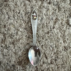 Vintage Walt Disney Productions Disney World Collector Spoon w/Mickey Mouse - Picture 1 of 6