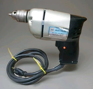 60er Black und Decker 3/8" kabelgebundenes Bohrfutter Schlüssel Stil Nr. 1155 U/min 1000 funktioniert - Bild 1 von 15