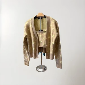 Women's Witty Fox Heart Cropped Cardigan Sweater And Tank Top Combo Size S - Picture 1 of 7