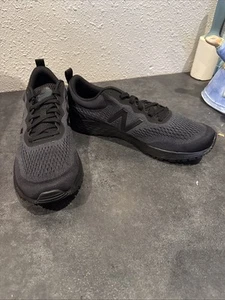 New Balance Fresh Foam Arishi V3 Herren Größe 9,5 Schuhe für Crews schwarz Arbeit " - Bild 1 von 10