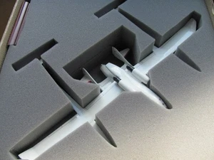 Executive Series Raumschiff One and White Knight Mutterschiff Holzmodell - Bild 1 von 4