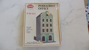 NEW N SCALE PODIATRIST OFFICE 1529 MODEL POWER BUILDING DIORAMA SCENERY TRAINS - Picture 1 of 9