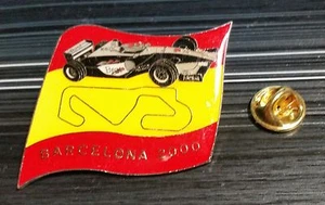 Formel 1 Pin F1 Grand Prix 2000 Barcelona schwarz auf Fahne - Maße 45x35mm - Bild 1 von 1
