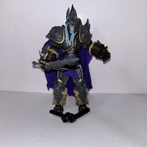 NECA WoW Heroes Of The Storm Arthas The Lich King Actionfigur mit zufälligem Gürtel - Bild 1 von 22