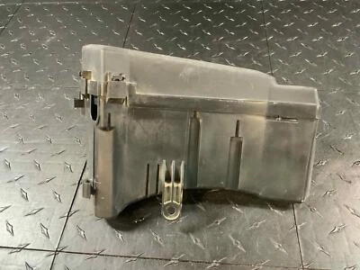 2008 - 2011 Subaru Impreza Engine Fuse Box 2.5L AT AWD - Изображение 1 из 4