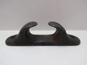 CUÑA GALVANIZADA 10+7/8 PULGADAS BARCO MUELLE FAIRLEAD TACO (D2.5C703C) - Imagen 1 de 4