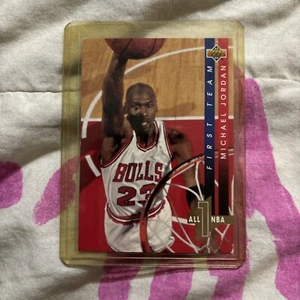 Michael Jordan 1993-94 Upper Deck All NBA 1st Team Bulls - Picture 1 of 2