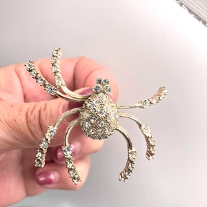 Large spider brooch silver tone metal 7cm sparkly rhinestones costume jewellery - Picture 1 of 6