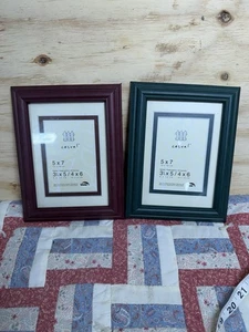 Red & Green 5by7 Picture Frame 2 Of Them  - Picture 1 of 4