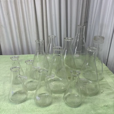 Lote de (12) frascos Pyrex/Kimax 250/1000/2000 ml Foto 1 de 4